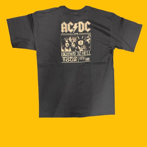 ACDC highway to hell tour 1979 graphic Tshirt - Picture 2 of 3